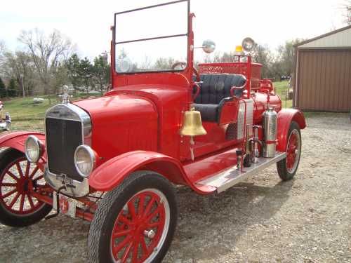 1927 Ford American LaFrance fire truck