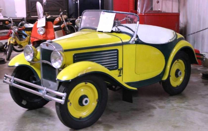 1930 American Austin Yellow