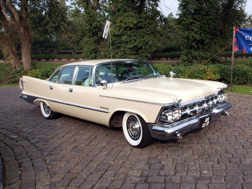 1959 Chrysler Imperial 2