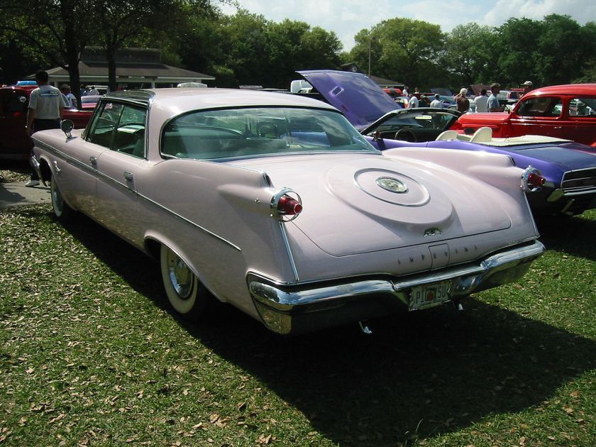 1960 Chrysler Imperial Crown back