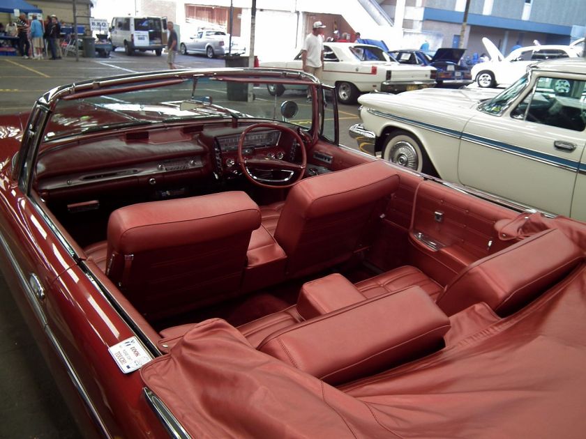 1963 Chrysler Imperial Crown convertible (Australia)