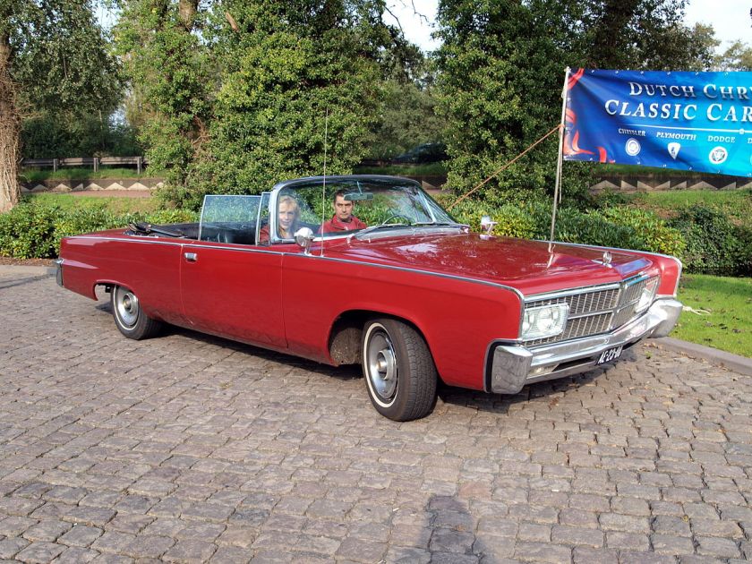 1965 Chrysler Imperial Crown Convertible