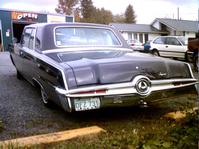 1966 Chrysler Imperial LeBaron coupe rear