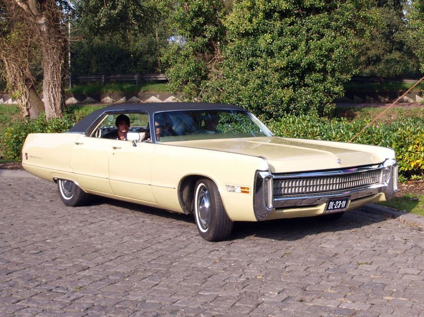 1972 Chrysler Imperial LeBaron-4