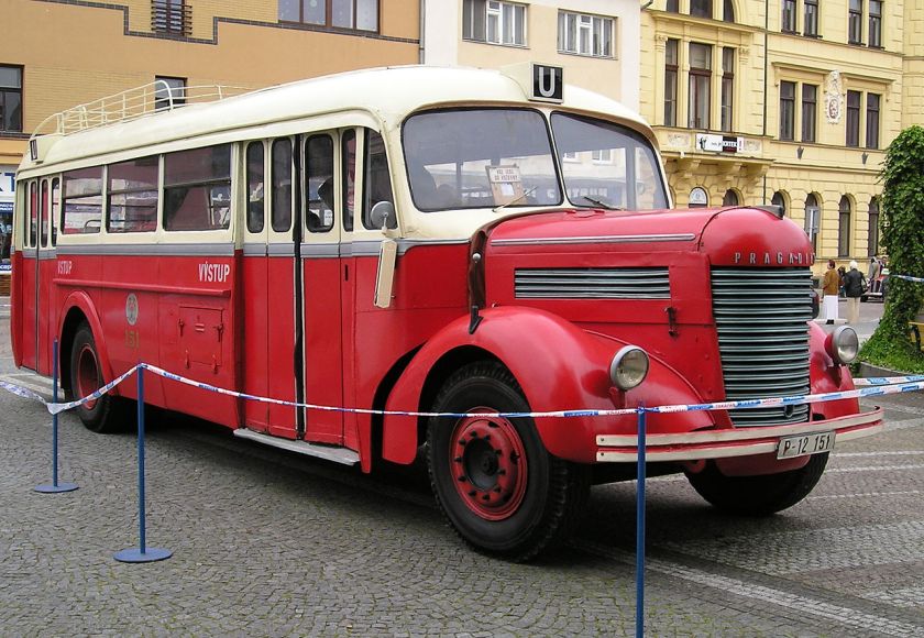 1947 Praga NDO Autobus