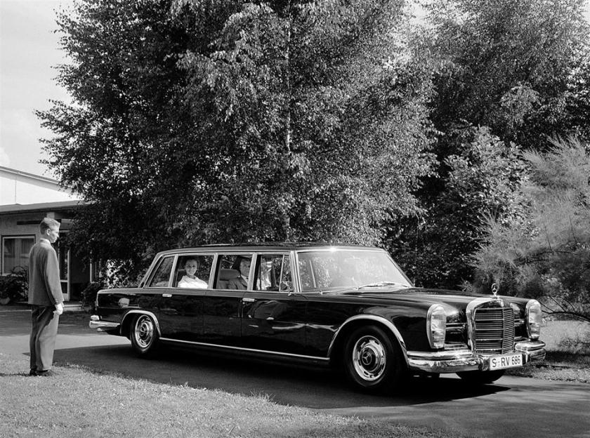 1963 Mercedes Benz W100 LWB Landaulet