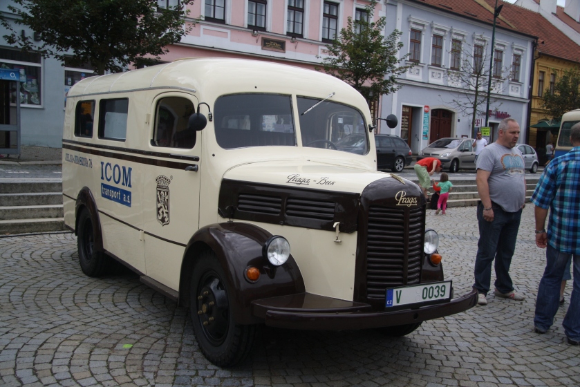 Praga Aero 150 bus