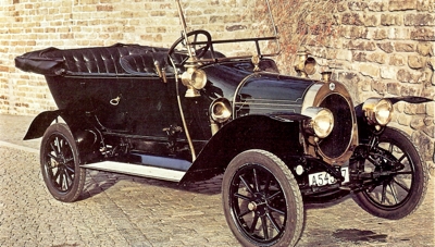 1902 NAG Kleingenberg. It was fitted with a 5 hp single-cylinder engine