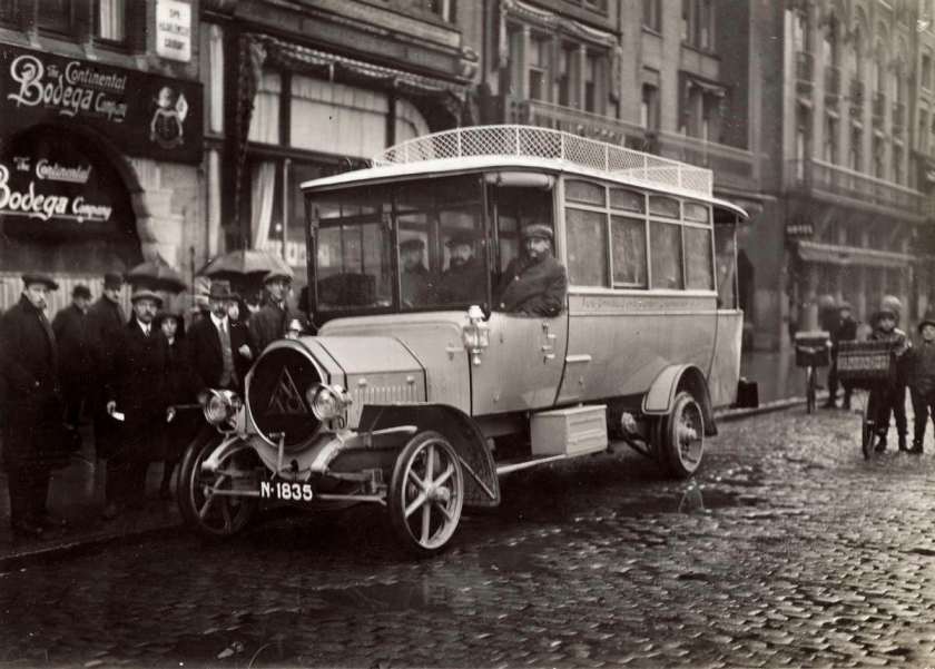 1913 NAG auto-omnibusdienst Klundert-Zevenbergen-Noord Brabant.
