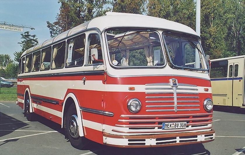 1949 Büssing-5000TU-Reisebus-weiss-rot-Str-weiss