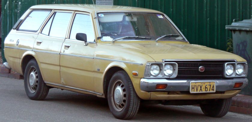 1974–1977 Corona (RT118) SE station wagon 1976