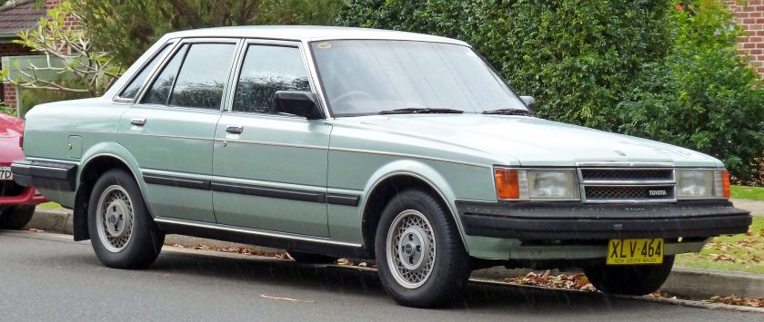 1982-1984 Toyota Cressida (MX62) GL sedan 01 1980-84 X60 Toyota Mark II