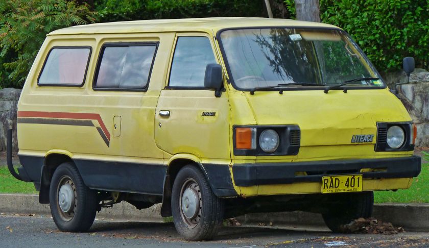 1982-85 LiteAce van (YM21 facelift)