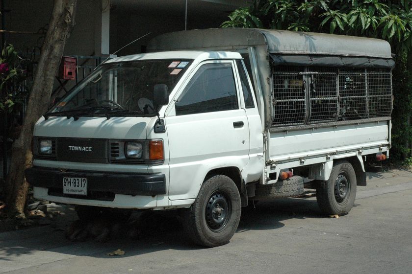 1986-96 TownAce truck DX