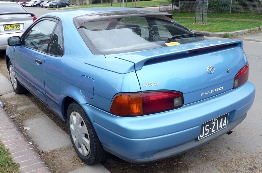 1991-95 Toyota Paseo (EL44) coupe 02