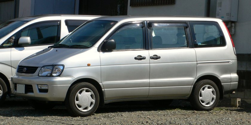 1998-01 Toyota Liteace-Noah 01