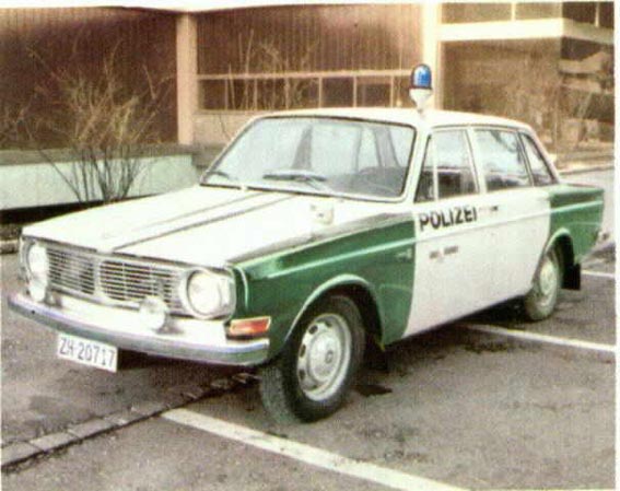 1969 Volvo 144 5