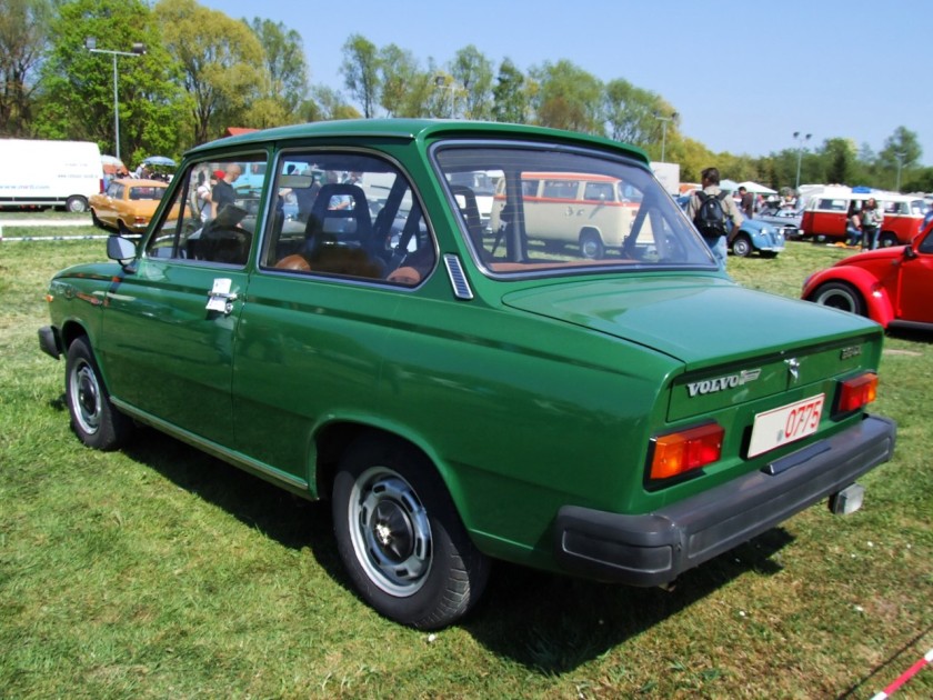 1975-80 Volvo 66 DL 2