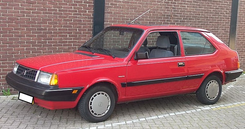 1990 Volvo 340 GL red