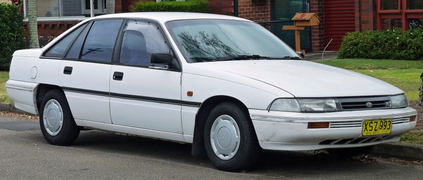 1991-92 Toyota Lexcen (T2) CSi sedan