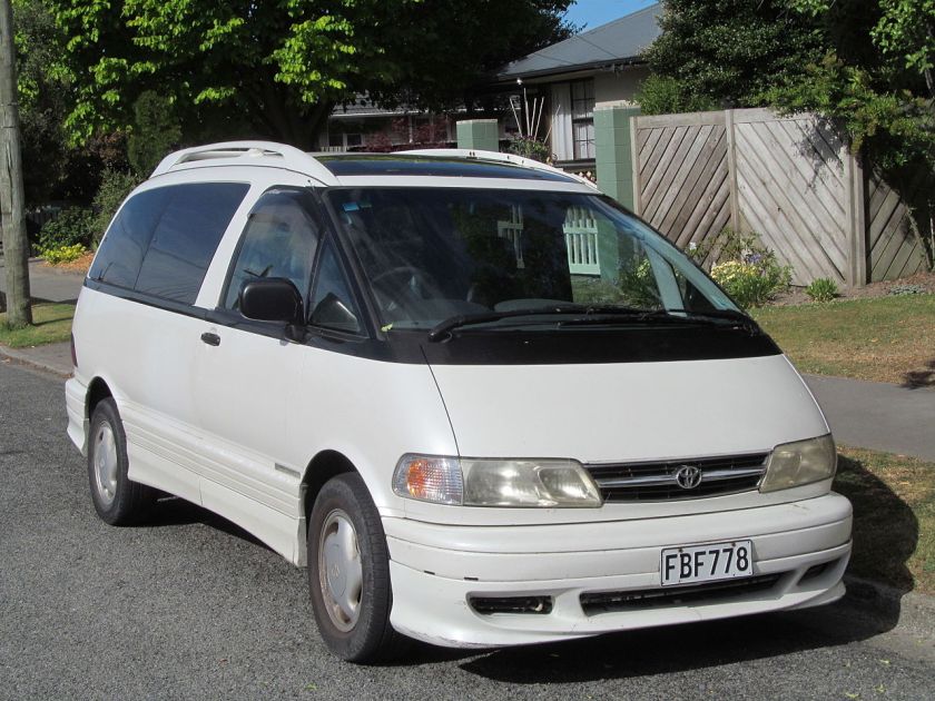1999 Toyota Estima(Previa) Supercharger (wide-body Japan).