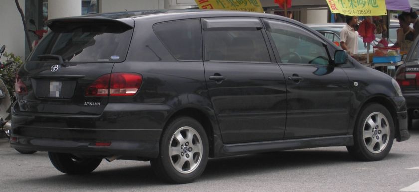 Toyota Ipsum (second generation) (rear)