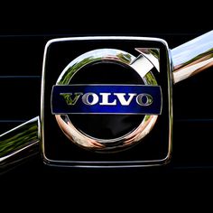 Volvo logo silver