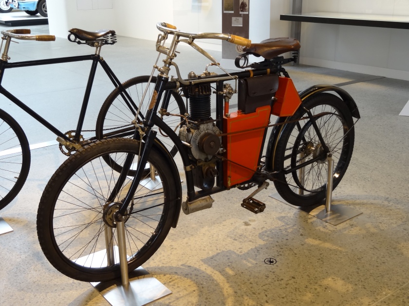 1902 Laurin &amp; Klement motocykleta typ B 01