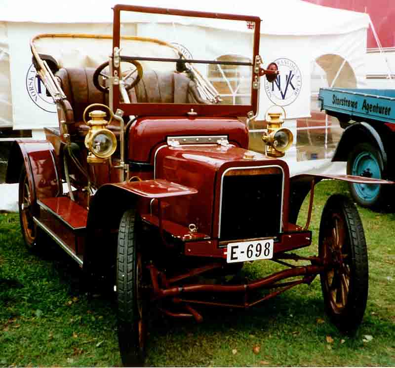 1905 Rover E-698