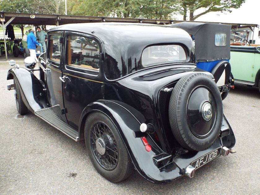 1934 Rover 12 sports saloon (15471572958)