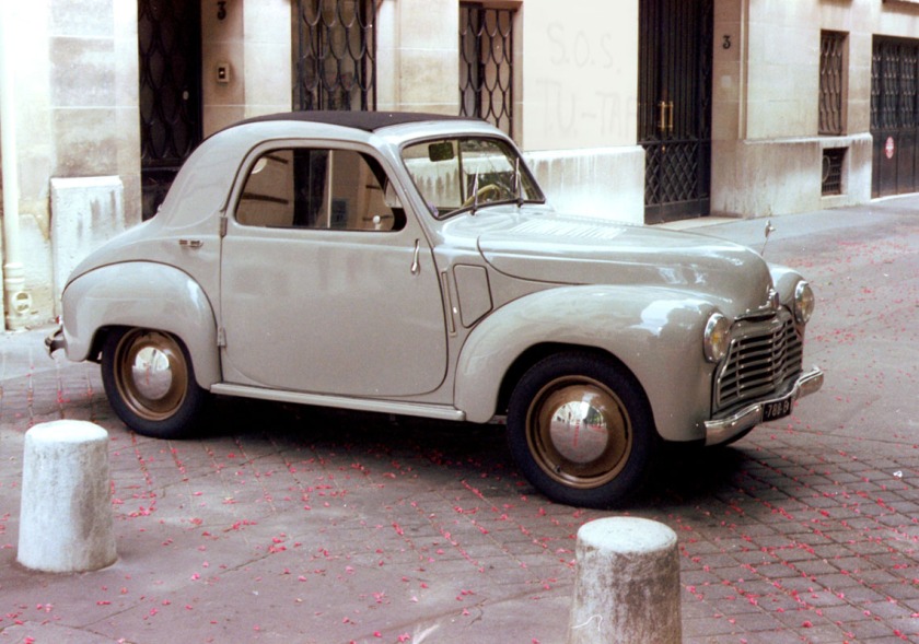 1947-50 Simca 6 2-door coupé