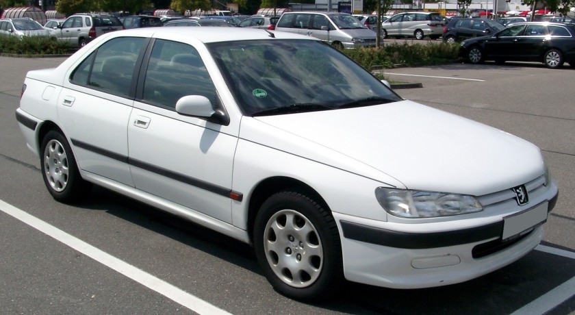 1995 Peugeot 406 front