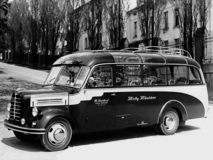 1954-57 borgward b 2500 kassbohrer kleinbus 1