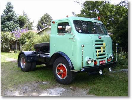 1964 FNM D-11000 truck Standard(b)