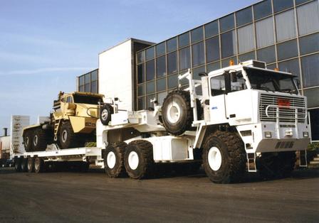MOL 70-tonne F 7066 tractor