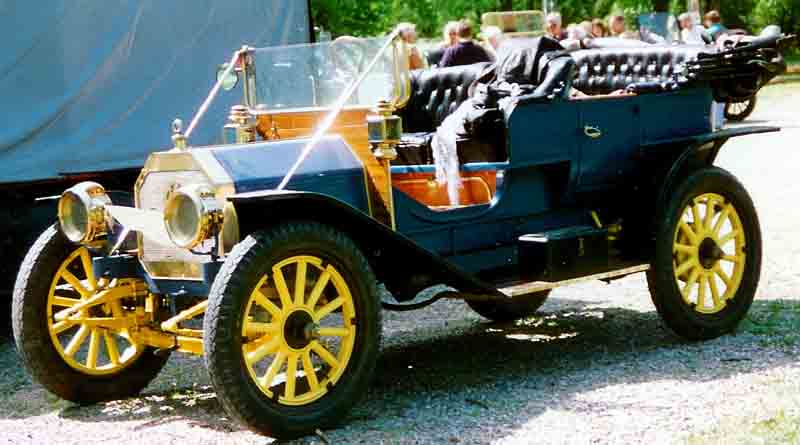 1911 International J30 Touring