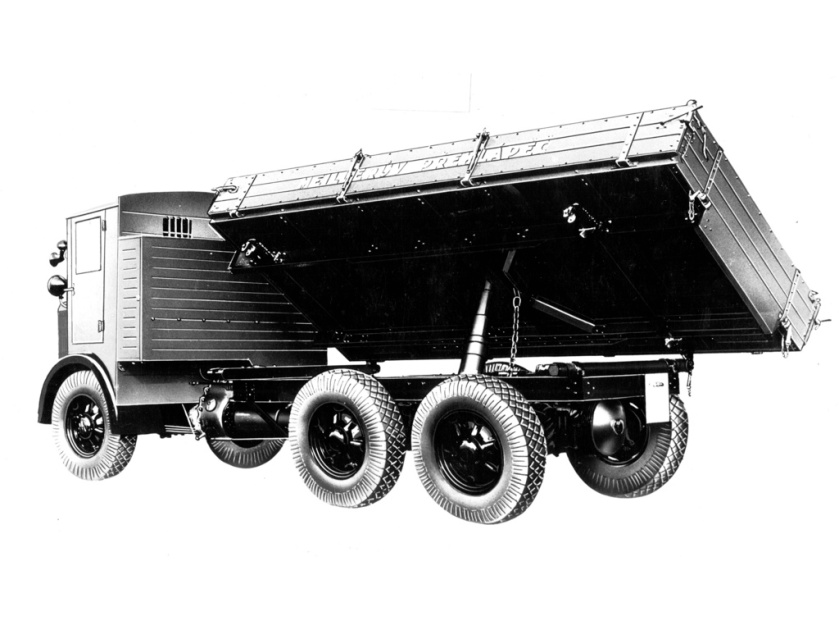 1927-37 Tatra 24