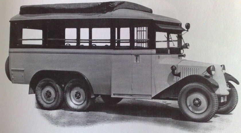 1930 Tatra T26 bus