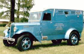 1935 International late 6cyl armoured by John C Dix Companyfor Federal Reserve Bank built in MemphisTN WNL