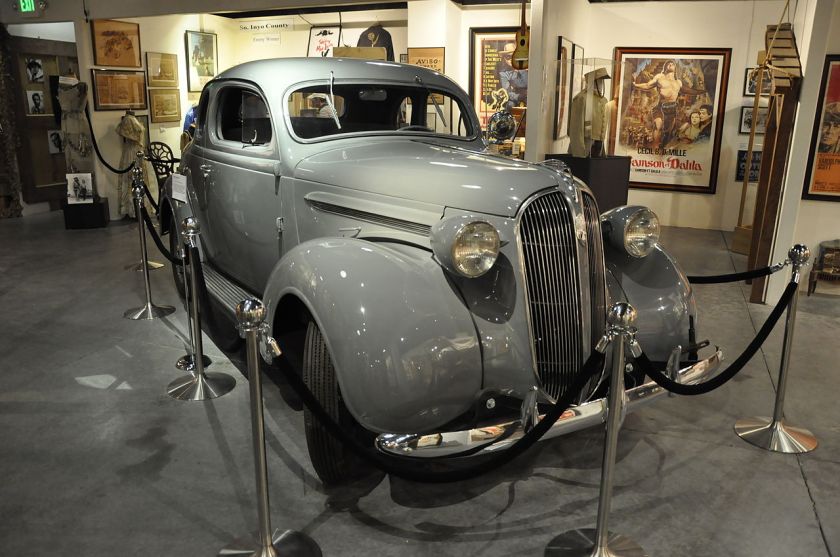 1937 Plymouth Coupe gebruikt door Humphrey Bogart in de film High Sierra