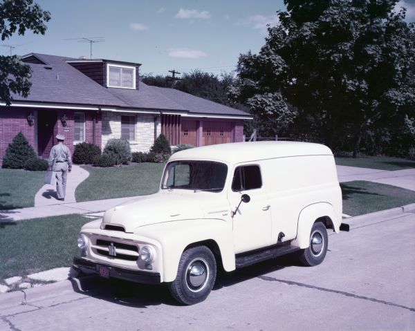 1953 International Model R-120 truck