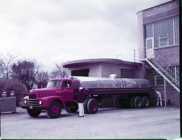 1953 International R-195 truck outfitted with a semi-trailer tank body