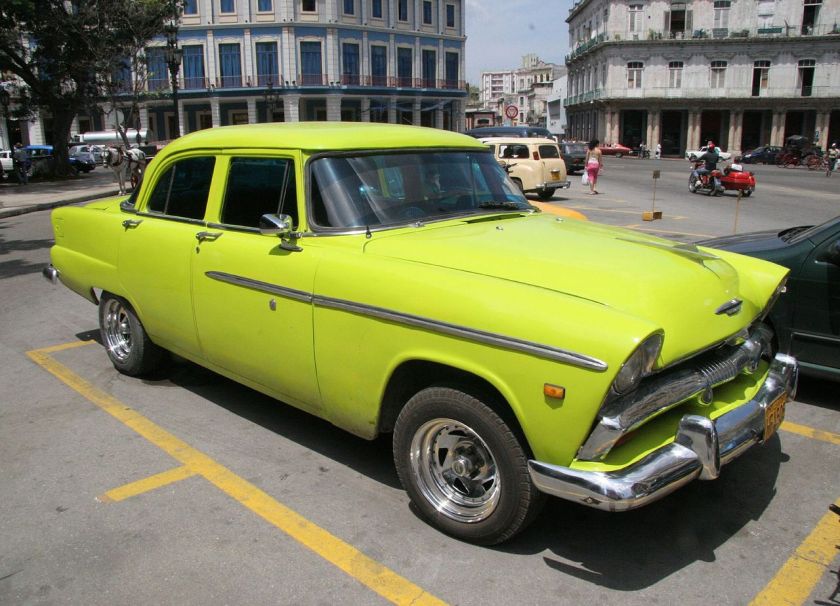 1955 Plymouth Plaza Six Sedan in Havana