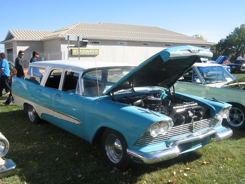 1958 Plymouth Custom Suburban