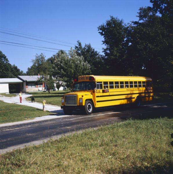 1972 International Bus with Carpenter Body