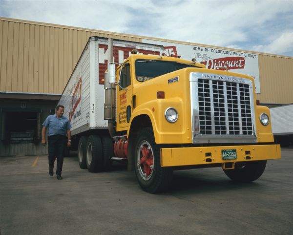 1972 Man with International Transtar 4200