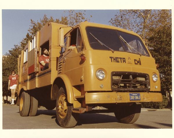 1975 Theta Chi fraternity with an International garbage truck
