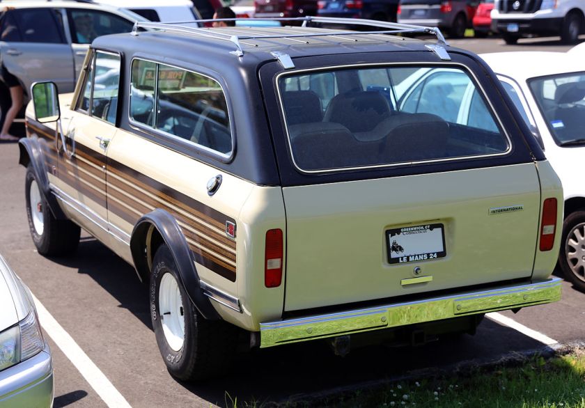1976-80 IH Scout II Traveller, with the third row of seats, rear