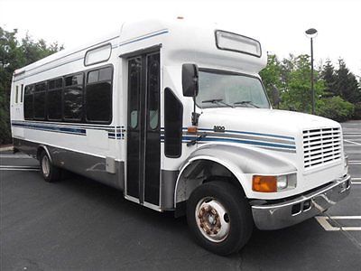 2003 International 3400 30 Pass Diesel Wheelchair Shuttle Bus