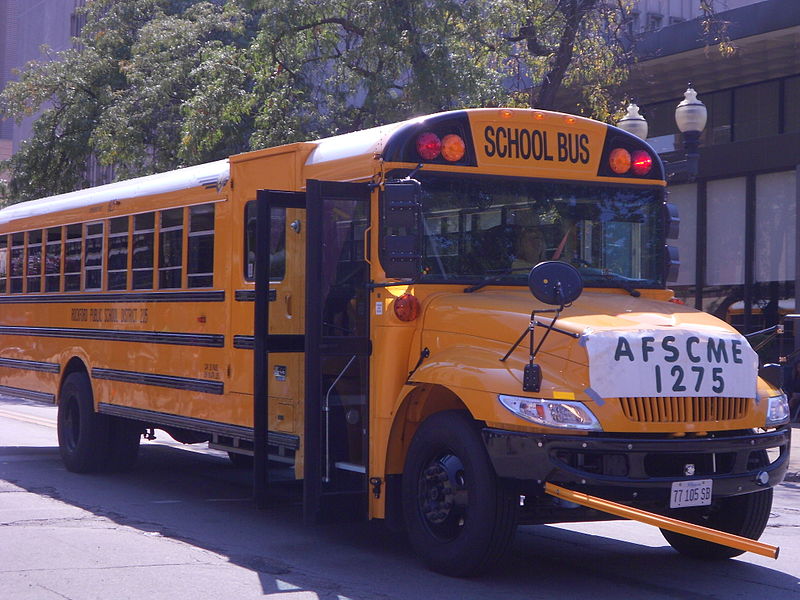 2005 IC Bus CE-Series with an International 3300 chassis